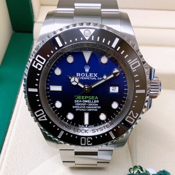 Rolex Deepsea Sea-Dweller 126660 D-Blue 44MM 2021